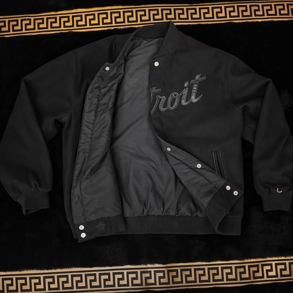 Reversible Detroit Jacket – Varsity / Bomber